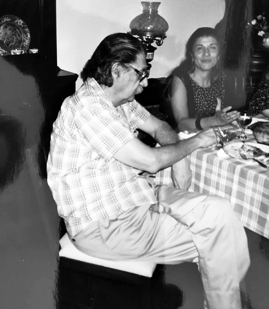 Με τον Μανόλη Αναγνωστάκη (Οικογενειακό αρχείο)
