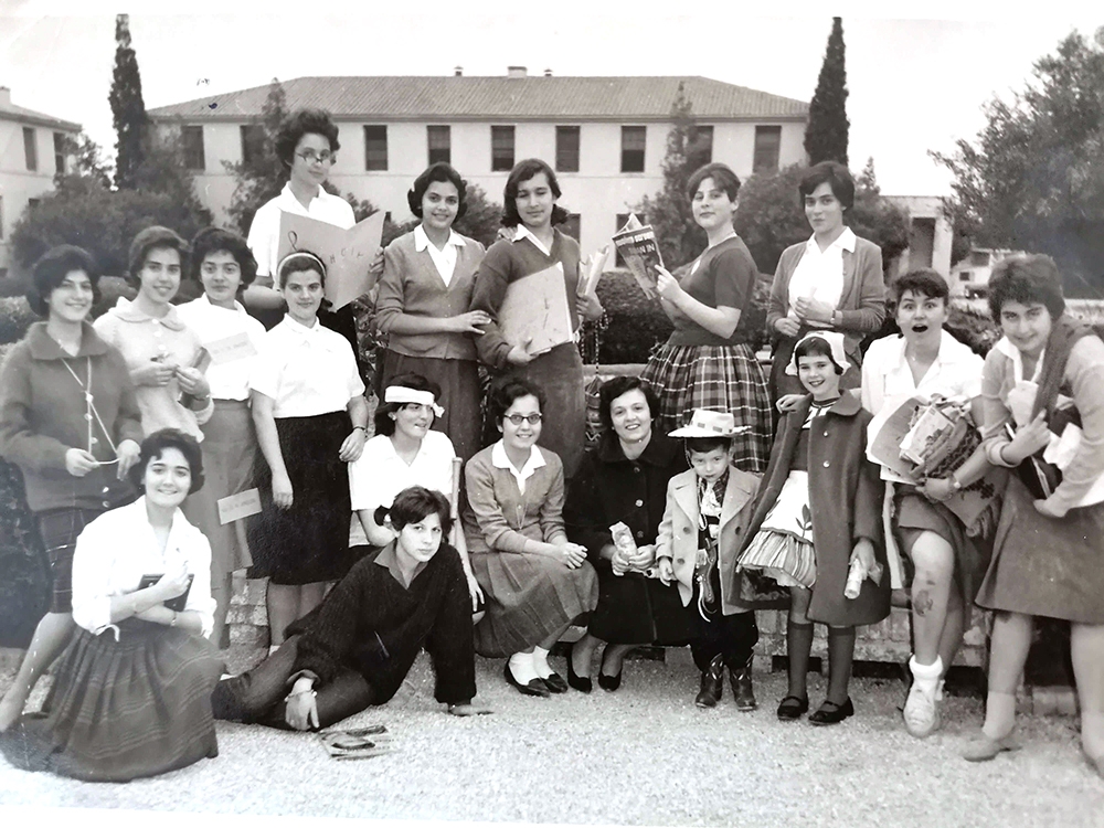 Μαθήτρια στο  Pierce College (Οικογενειακό αρχείο)