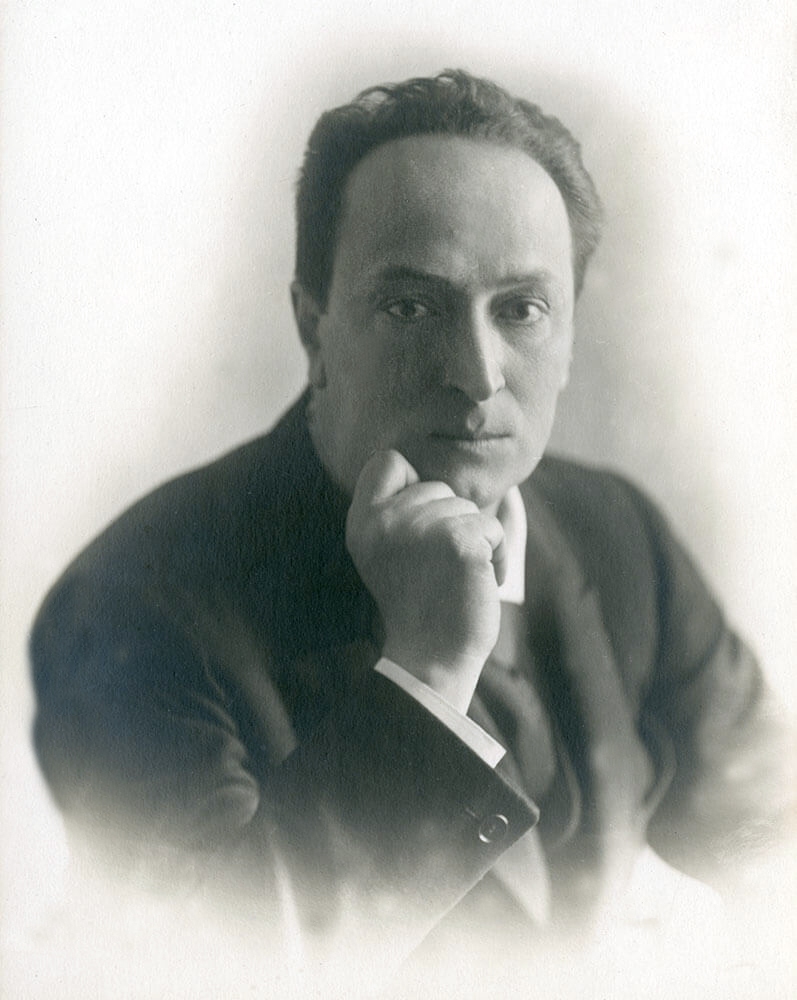 Ο Άγγελος ΣΙκελιανός, 1915 (Aρχείο Κ. Μπουρναζάκη)