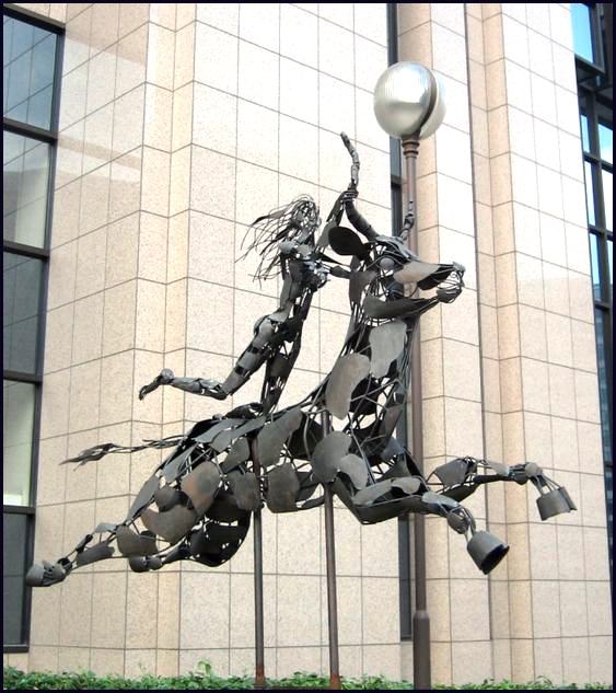 Έργο του Γάλλου γλύπτη Léon de Pass (1997), Βρυξέλλες, έδρα του Ευρωπαϊκού Συμβουλίου