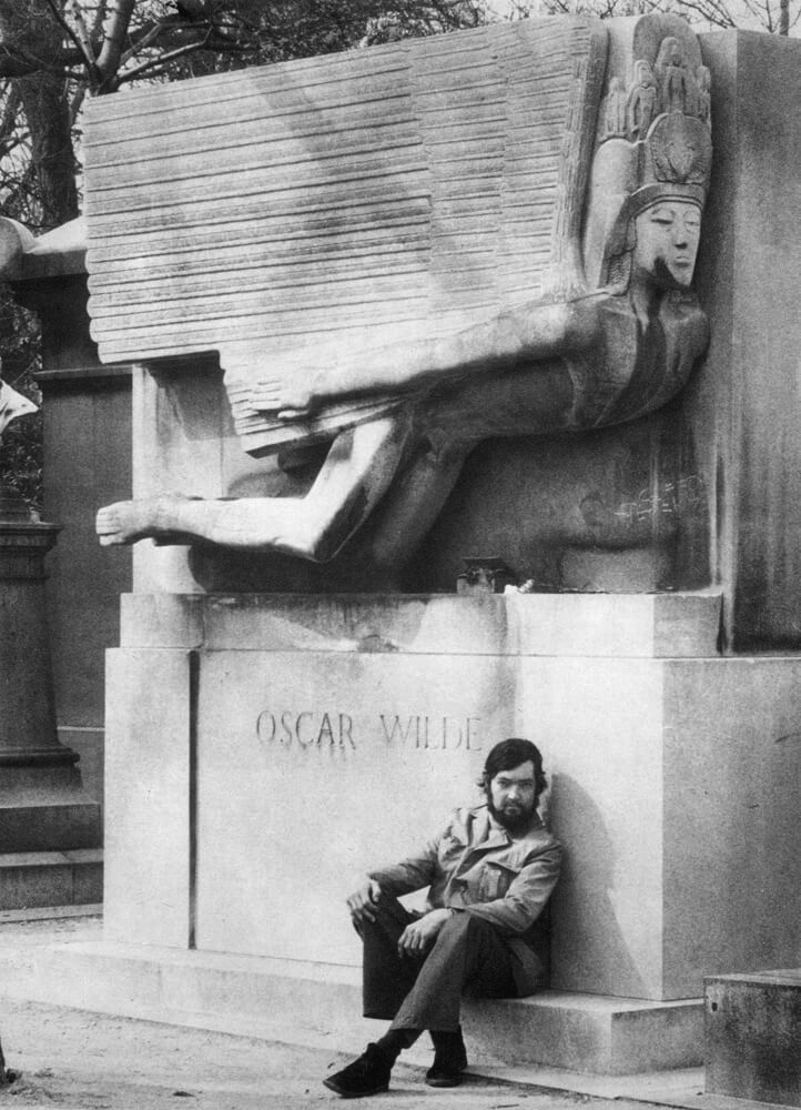 Στον τάφο του Όσκαρ Ουάιλντ, Παρίσι 1974