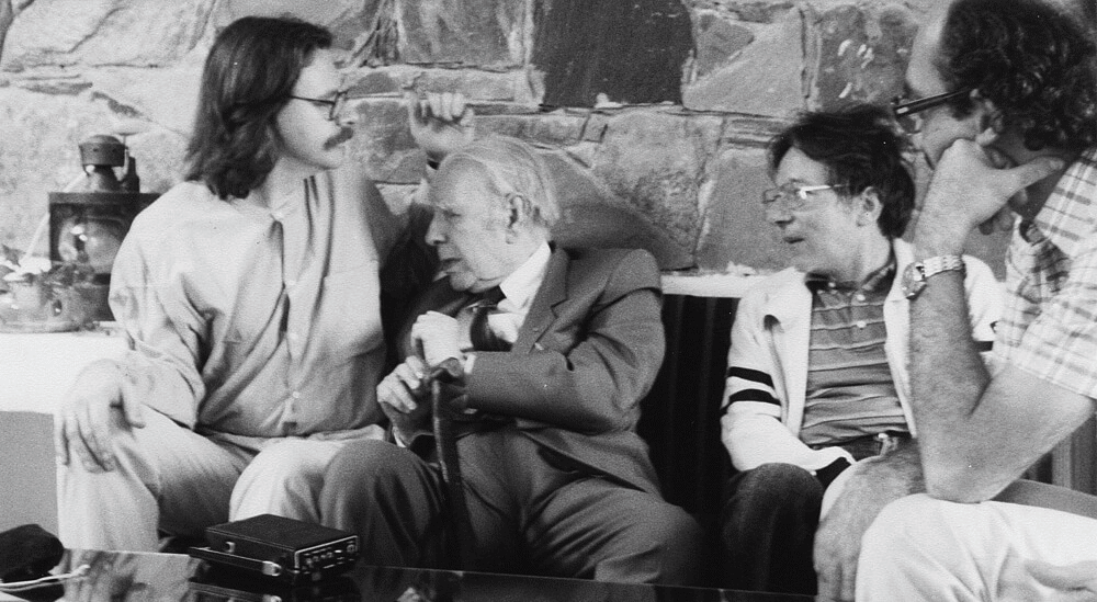Ο Μπόρχες στο Ρέθυμνο, 12 Μαϊου 1984: Ο Τάσος Δενέγρης με τον Δημήτρη Καλοκύρη και τον Αχιλλέα Κυριακίδη.