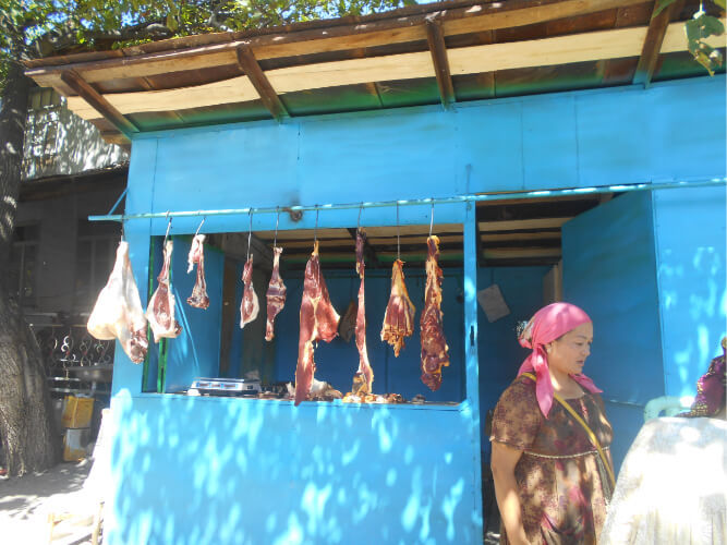 Κιργιστάν, κρεοπωλείο στο Αρσλάν Μποπ