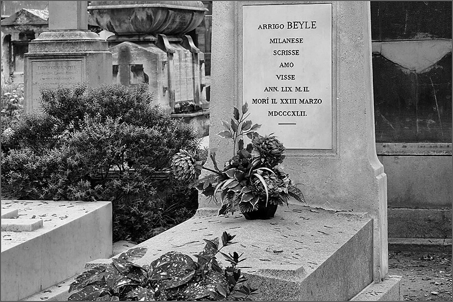 Κοτολέτες (αλά μιλανέζε), μια αυλή κι ένας τάφος