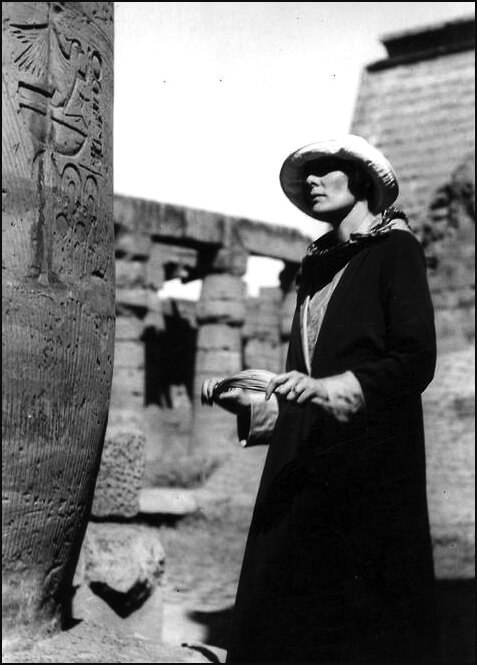 Η Η.D. στην Αίγυπτο