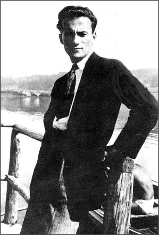 Ο Νίκος Σκαλκώτας (1929)