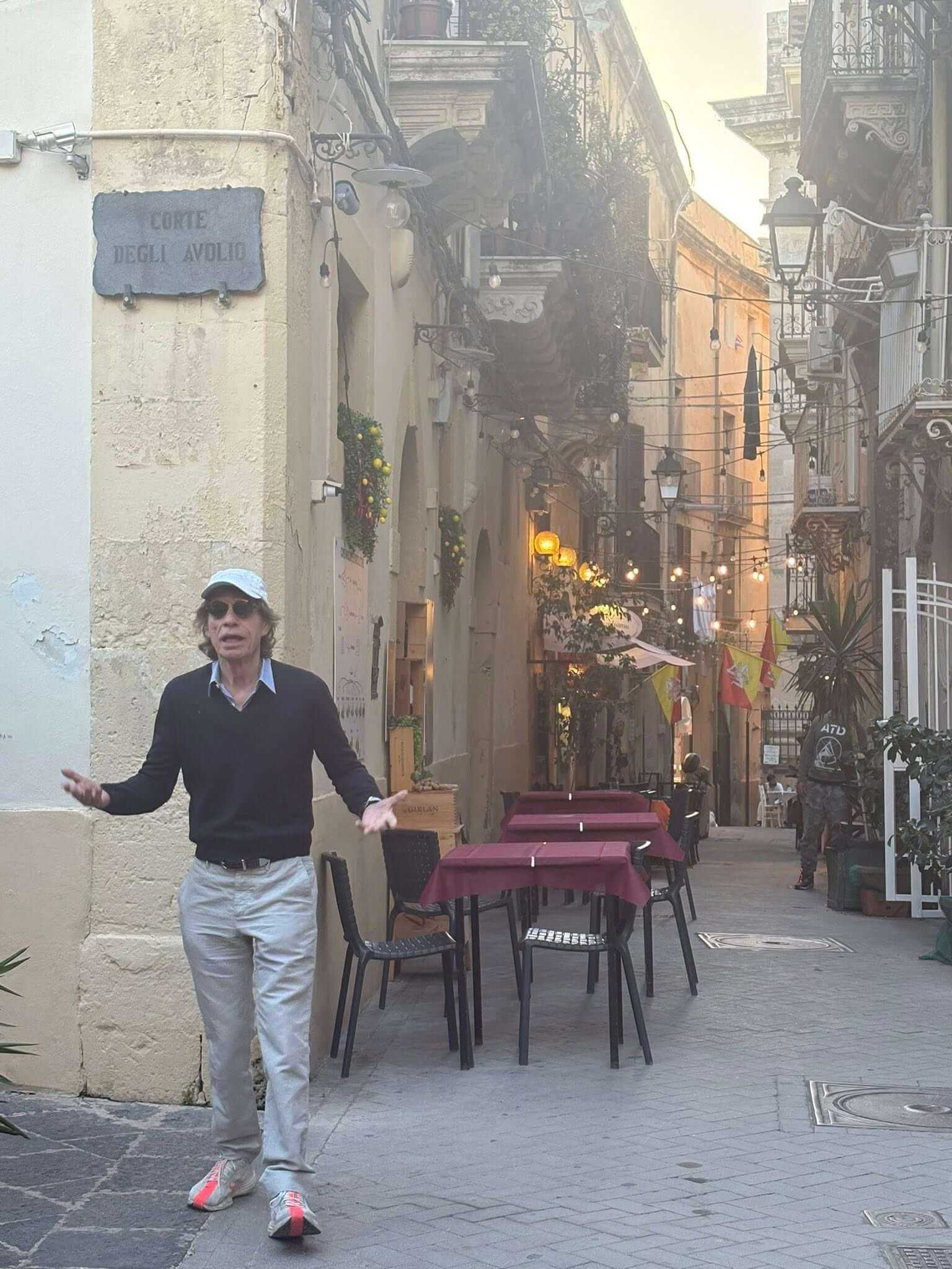 Ο Μικ Τζάγκερ στα Χανιά 