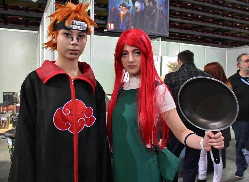 Αριστερά: Yahiko, the Do-Gooder. Δεξιά: Kushina Uzumaki, the Red-Hot Habanero (σειρά manga και anime «Naruto») 