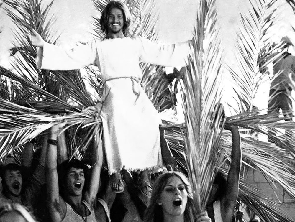 Ο Τεντ Νίλι στο «Ιησούς Χριστός υπέρλαμπρο άστρο» του Νόρμαν Τζούισον (1973) 
