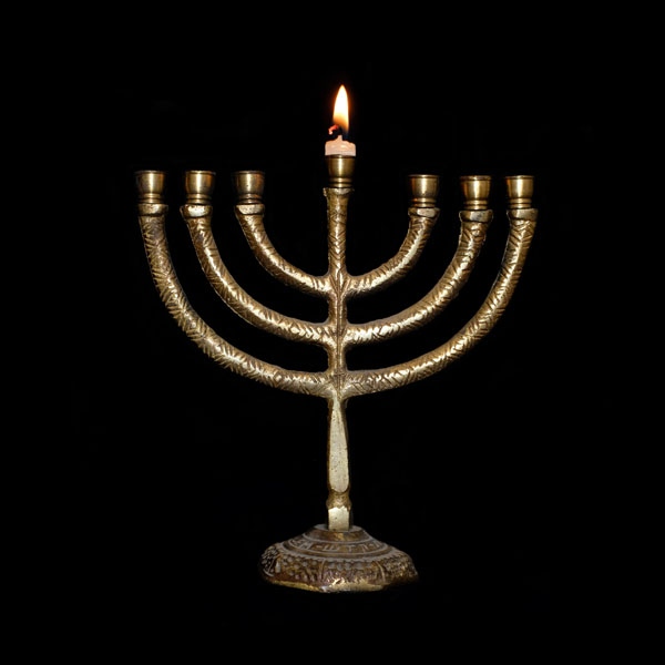 Menorah 