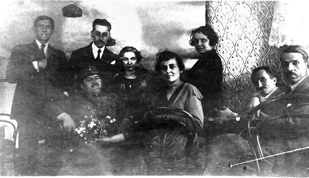 Ο Ν.Κ, Γαλάτεια, Βάρναλης, Έλλη Αλεξίου, Ι. Πολεμαρχάκης, Π. Μητσόπουλος
