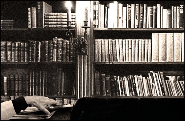 «Πήρες πολύ στα σοβαρά την πλάκα της ζωής…»