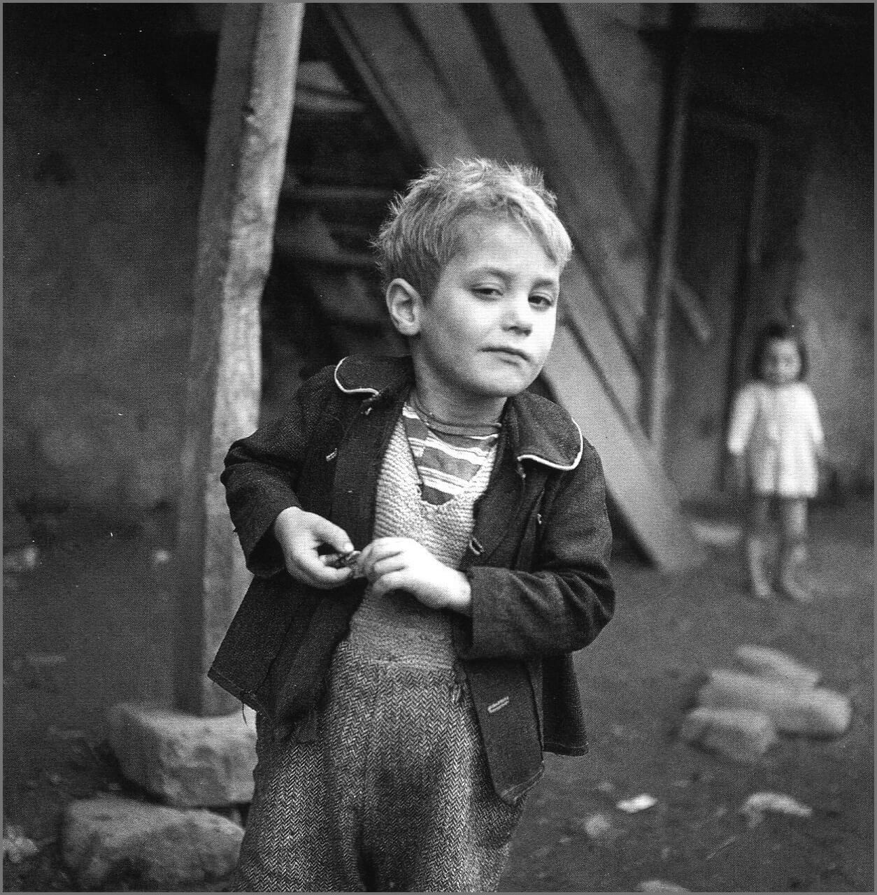 Φωτ. της Βούλας ΠαπαΪωάννου (1945-47)