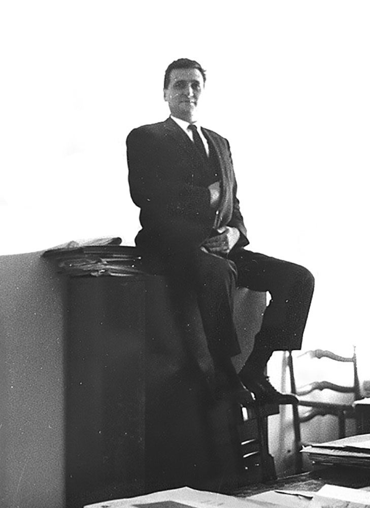 Στα γραφεία της εφ. «Μεσημβρινή» (20/11/1963)