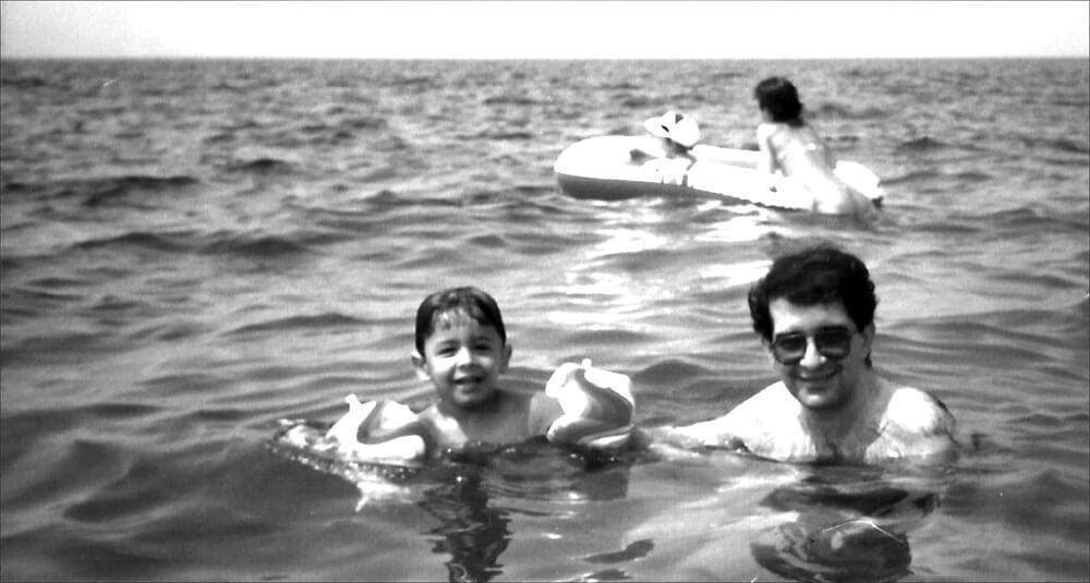 Με τον γιο του Νίκο, 1988